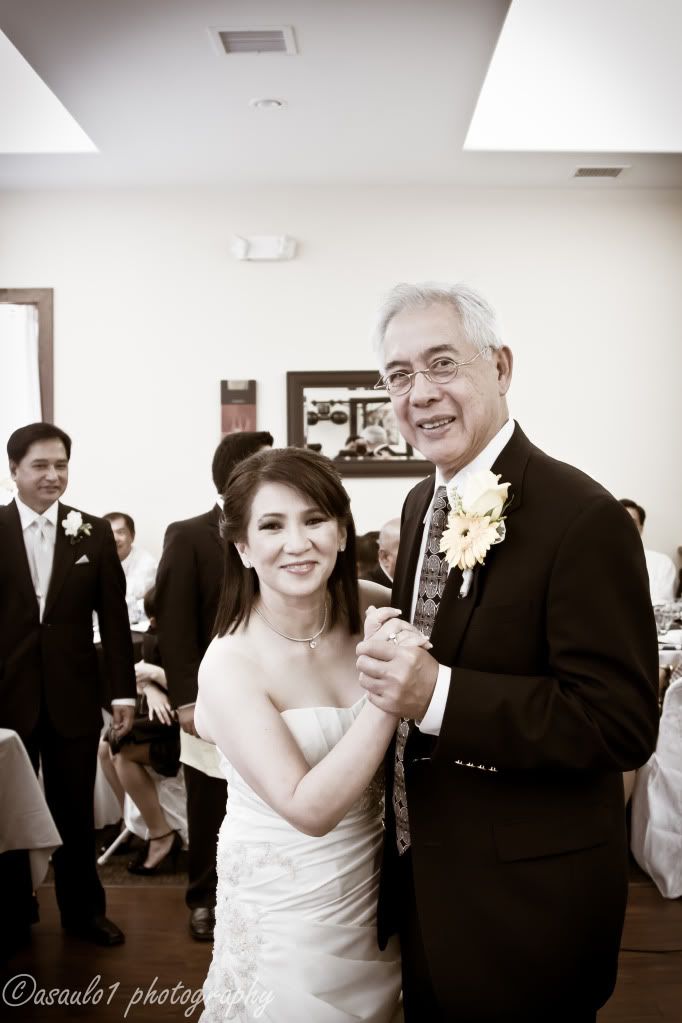 IMAGE: http://i688.photobucket.com/albums/vv249/asaulo1/Ate%20Mel%20Wedding%20Reception/_MG_4365.jpg