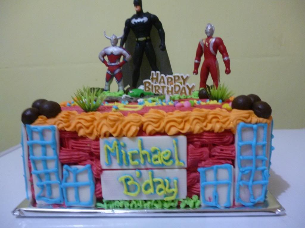 cake ultah karakter barbie dan angry bird Kue Ultah Karakter