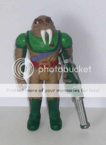 1980s Thundercats  TUSKA WARRIOR  with Weapons (211)  